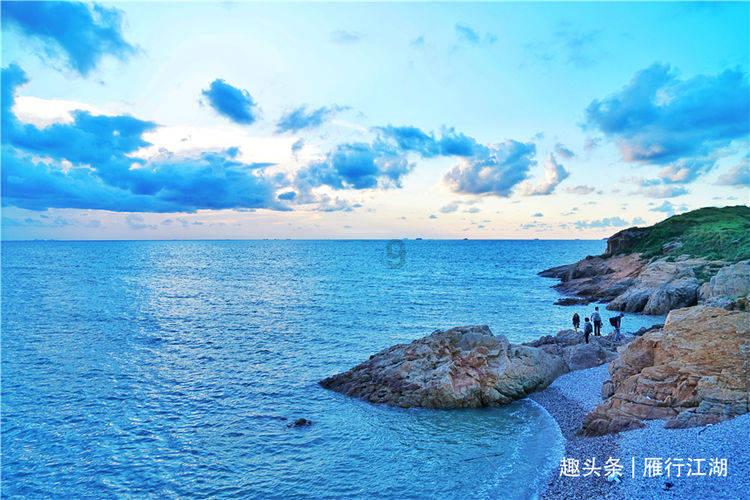 三亚一流动摊贩卖水果缺斤短两?官方通报来了